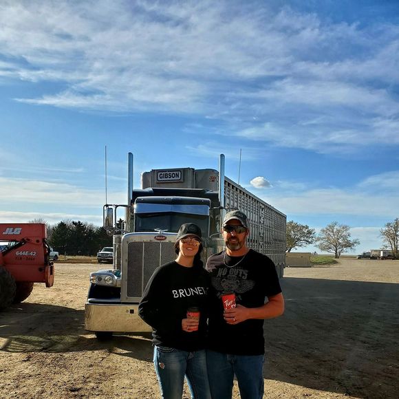 Meet your Posher, Tamara - Picture 1 of 1